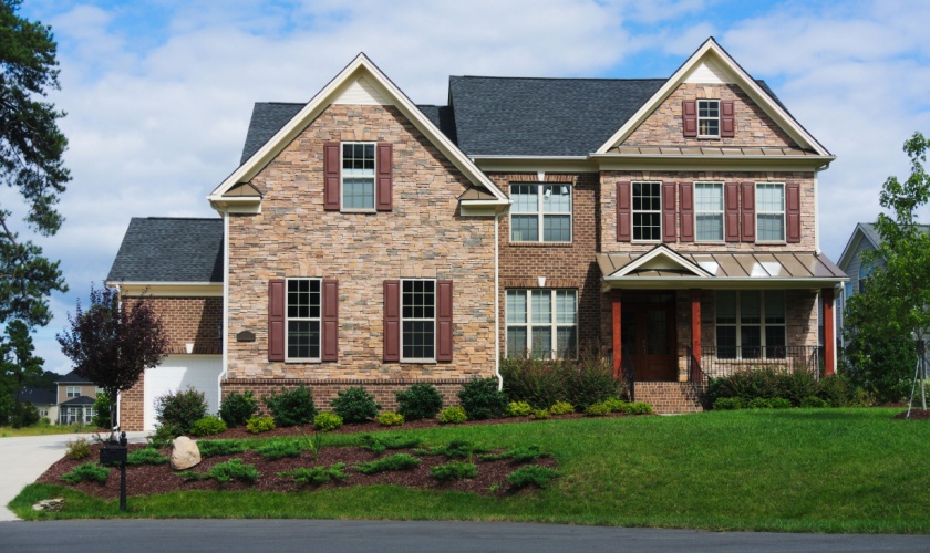 Why Andover Neighborhood Homes in Lexington See Increased Ant and Spider Activity